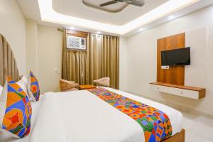 FabHotel Raahi Retreat - Nr Star Mall & 32nd Avenue