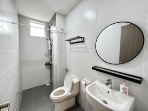 Middle Town Breezy Stay {Novo8} 4pax-Wifi