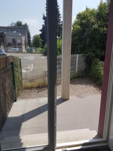 Appartements studio neuf avec terrasse : photos des chambres