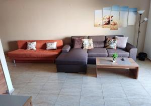 Charis Cozy Family apart at Sun Village Complex close to the Beach