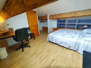 Appartements Duplex maison de village, plages, LESCLESDENICOLE : photos des chambres