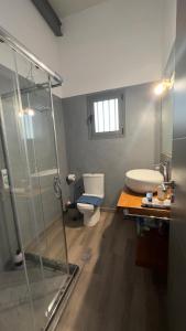 Elaiocampus luxury house