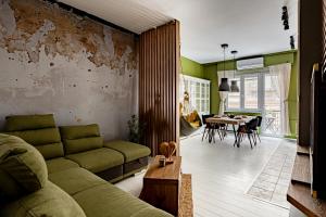 Synagogue Central Kira Apartment