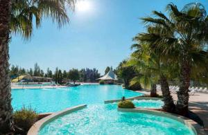 BUNGALOW LUXE MAZET ROYAL carabasse Vias plage ACCES proximité PISCINE