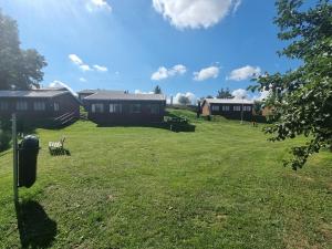 BUNGALOVY U RYBNÍKA