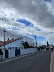 Beau studio indépendant à15mn de la plage, proche de toute commodité