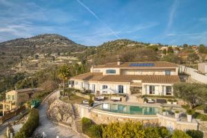 Villas Aspremont - Villa for 8 people - infinity pool - jacuzzi - fitness room : photos des chambres