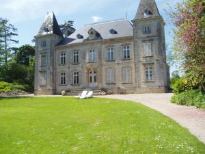 B&B / Chambres d'hotes Chateau des poteries : photos des chambres