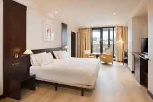 Exe Oviedo Centro - Lugo de Llanera