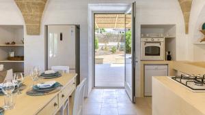 IL NACHIRO 6, Emma Villas