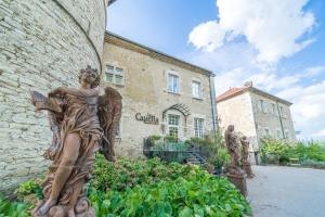 Hotels Chateau Chapeau Cornu : photos des chambres