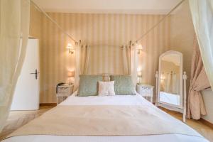 Hotels Chateau Chapeau Cornu : photos des chambres