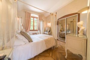 Hotels Chateau Chapeau Cornu : photos des chambres