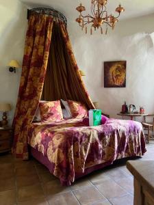 Hotels Chateau Chapeau Cornu : photos des chambres