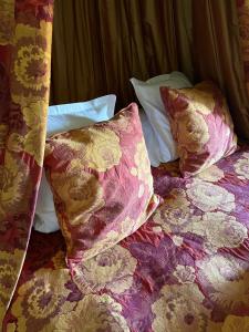 Hotels Chateau Chapeau Cornu : photos des chambres