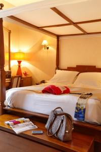 Hotels Chateau Chapeau Cornu : photos des chambres