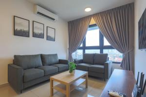 Lovely 3-bedroom w pool 7 pax - Jalan Cheras