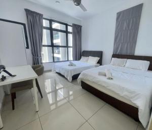 5min to Jonker Walk Town Area by De Avenue Stay