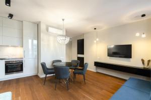 Petrovdom Apartments 09-102 in RC New York Concept House, 74 Antonovycha Street