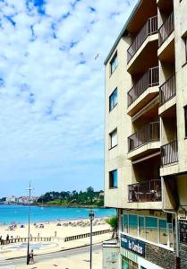 Apartamentos JL&DN Primera Línea Playa Silgar Sanxenxo