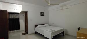 PAZHOOR RESIDENCY HOME Stay
