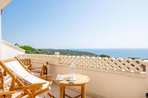FinisTerrae Rooms and Suites