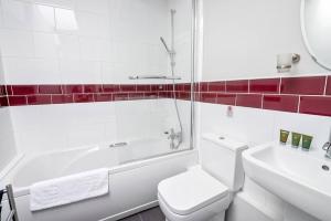 Glovers Lodge - Charming 3 Bed Retreat near City Centre