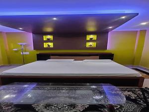 Hotel O H Prince Residency