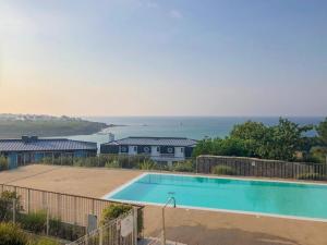 Appartements Apartment with pool and sea view in southwest Brittany : photos des chambres