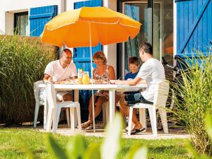 Maisons de vacances Comfortable holiday home close to a golf course in Brittany : photos des chambres