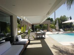 Villa in Patras with Pool near Beach