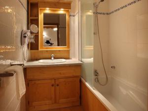 Appartements Apartment on the slopes in the big ski area Grandes Rousses : photos des chambres