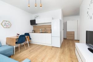 Niepodległości 2B by Renters