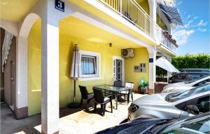 1 Bedroom Gorgeous Apartment In Vodice 