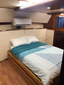 Alojamiento Cama Carpa y Yate Isla La Tortuga Venezuela,