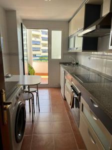 Marbella Piso en casco junto a playa Piscina in summer season