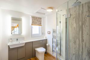 Gorse Lodge 9 with Hot Tub