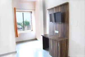 Hotel Keshavam inn - ماثورا