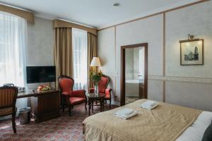 Deluxe Family Room room in Hotel Rinno