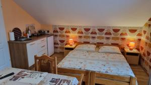 Pokoje Gościnne "Adam"