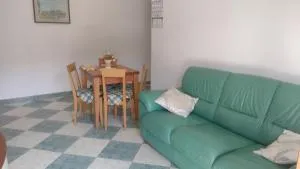 Casa Smeralda - Luni