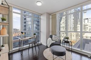 Work From home with Parking WIFI and CN Tower View