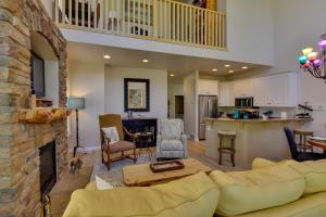 Dog-Friendly Huntsville Vacation Rental with Pool!