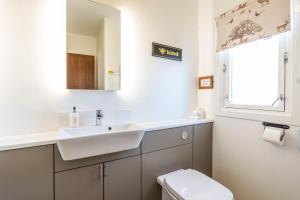 Heather Lodge 1 with Hot Tub