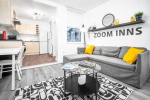 Midlands Haven - Upscale Serenity Near the City