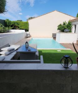 Villas L'elegance au milieu des vignes avec piscine : photos des chambres