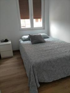 Piso recién reformado con balcón