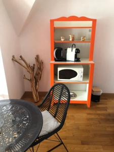 B&B / Chambres d'hotes Belle Chambre Double ORANGE Tout Bonnement Bien : photos des chambres