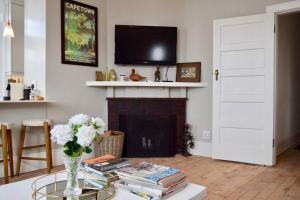 Spacious 3 Bedroom Home Green Point