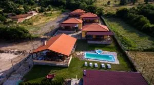 Етно комплекс "Поп Грую Бански" - Srebrino